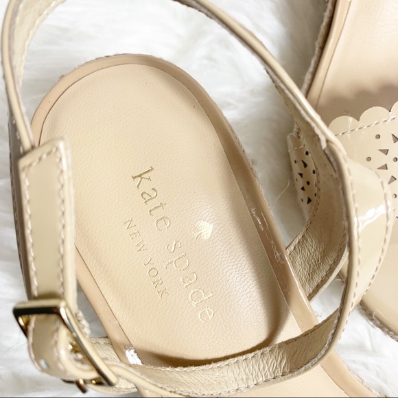 Kate Spade Mennie Ankle Strap Wedges Size 7.5 - Picture 3 of 7